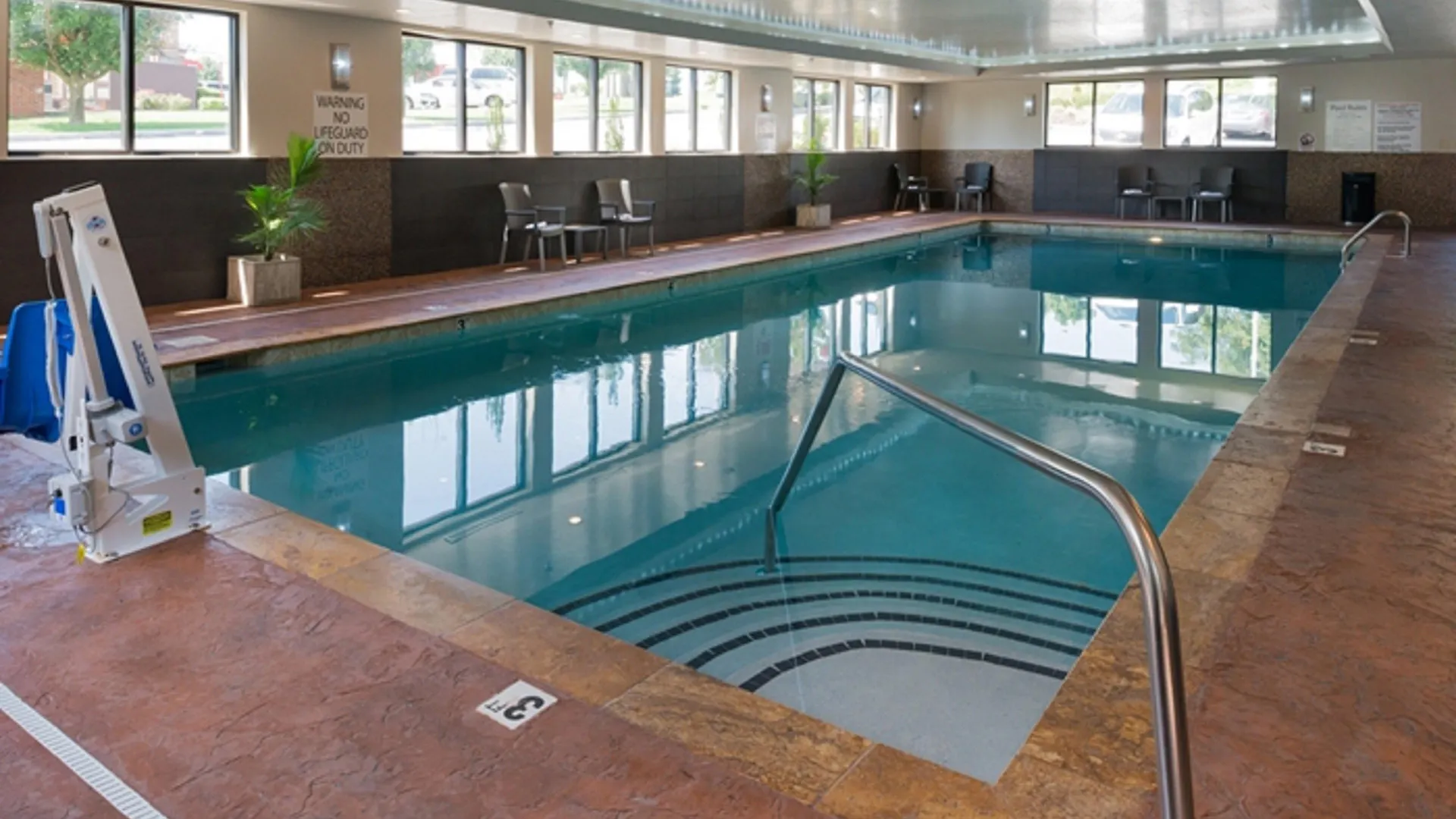 Holiday Inn Express & Suites Nashville Southeast - Antioch By Ihg 3*,